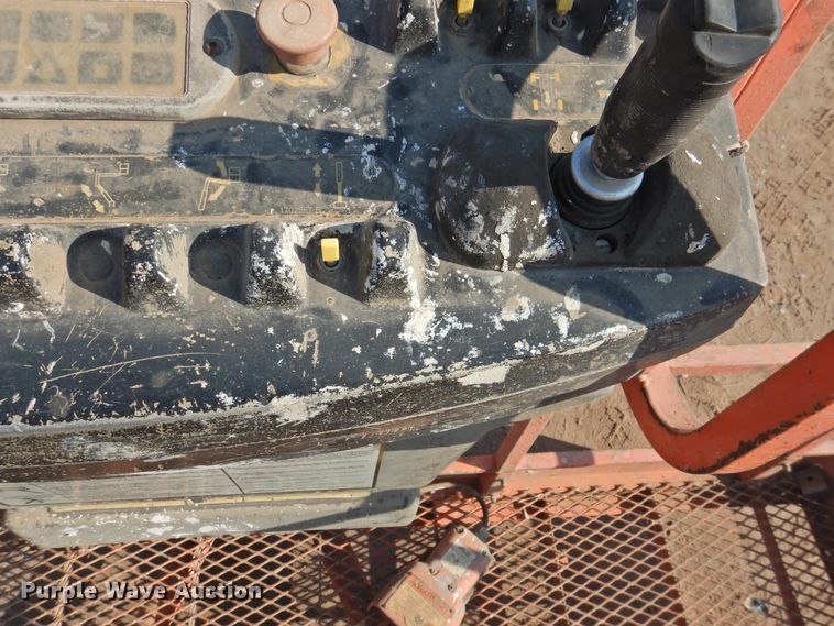 image for item HO9943 1999 JLG 600S  boom lift