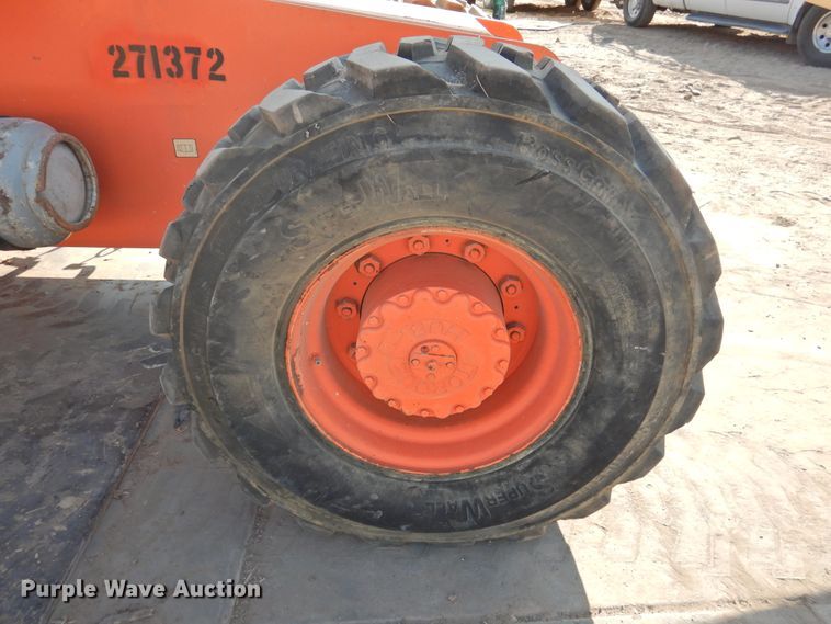 image for item HO9943 1999 JLG 600S  boom lift