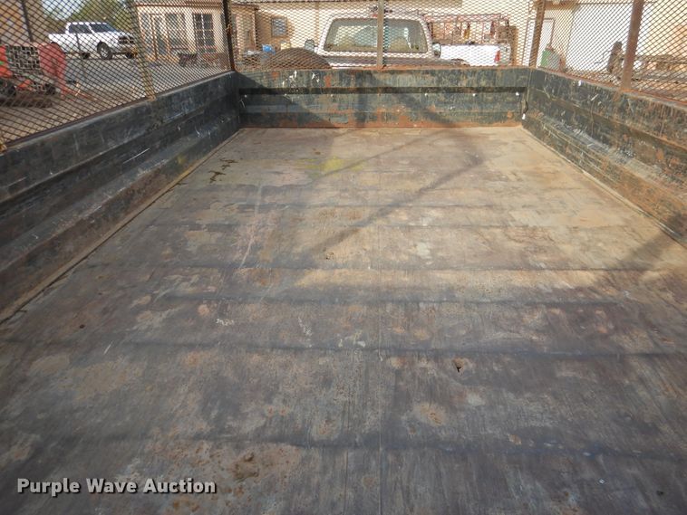 image for item HO9948 2006 PJ Trailers dump trailer