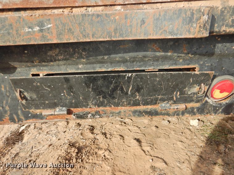 image for item HO9948 2006 PJ Trailers dump trailer