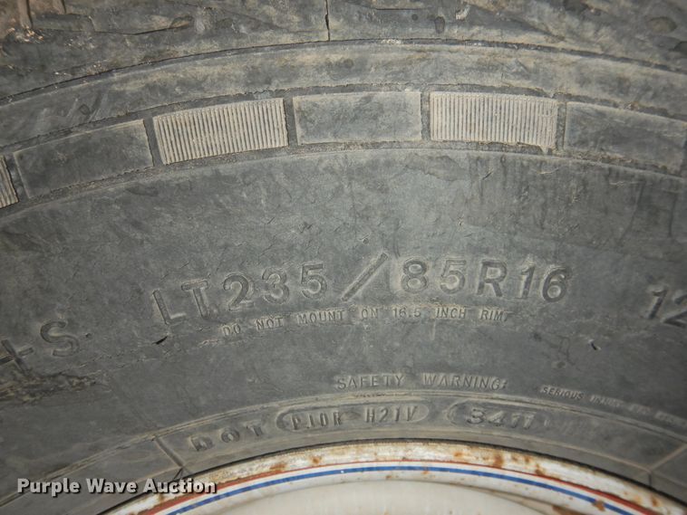 image for item HO9948 2006 PJ Trailers dump trailer