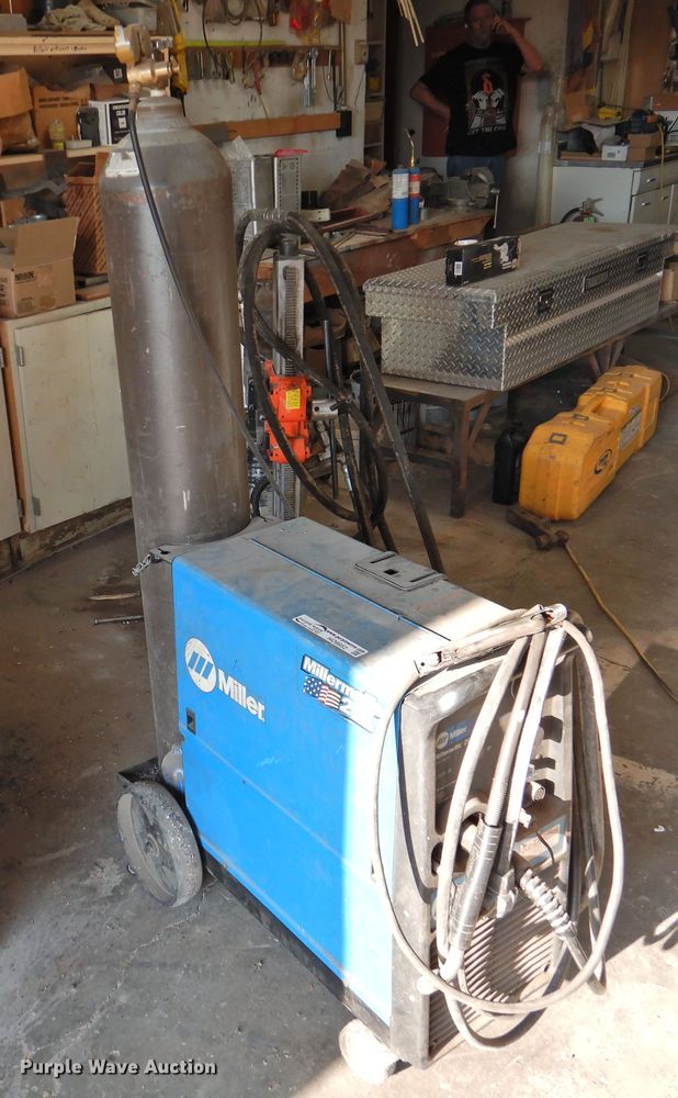 image for item HO9952 Miller MillerMatic 251 wire welder