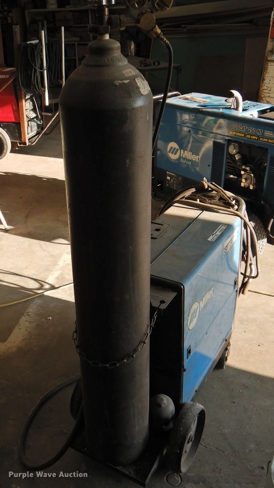 image for item HO9952 Miller MillerMatic 251 wire welder