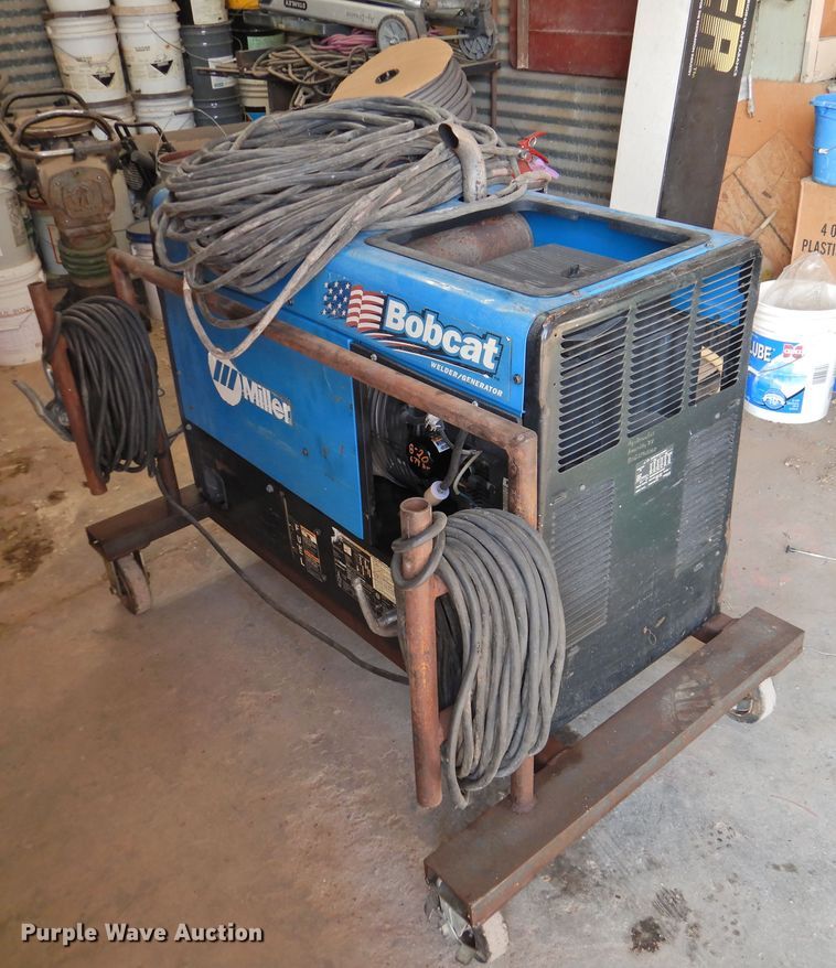 image for item HO9953 Miller Bobcat 250 welder/generator