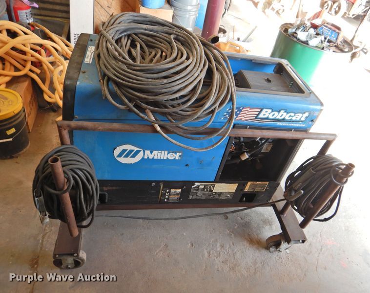 image for item HO9953 Miller Bobcat 250 welder/generator