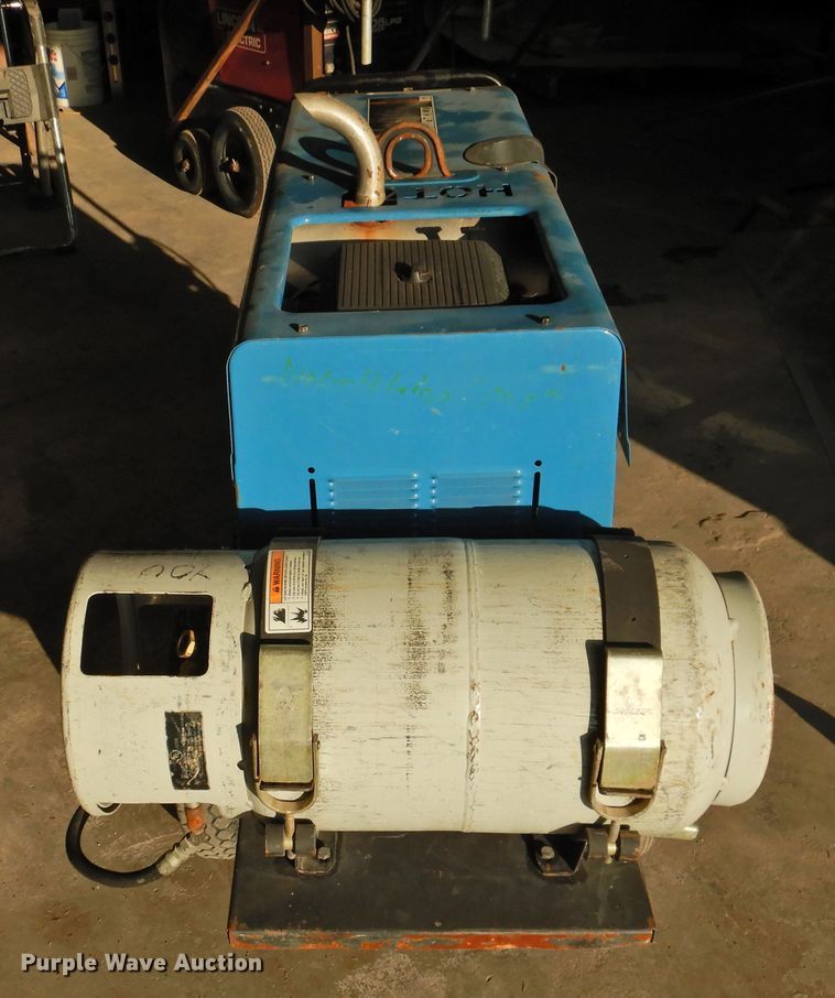 image for item HO9954 Miller Bobcat 250NT welder/generator