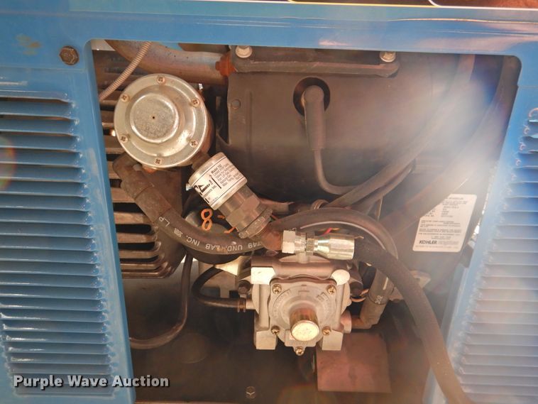 image for item HO9954 Miller Bobcat 250NT welder/generator