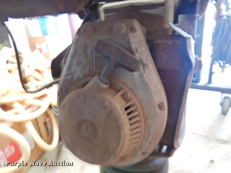 image for item HO9955 Wacker Neuson BS700 plate compactor