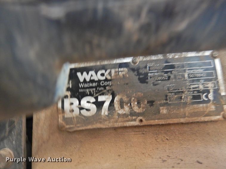 image for item HO9955 Wacker Neuson BS700 plate compactor