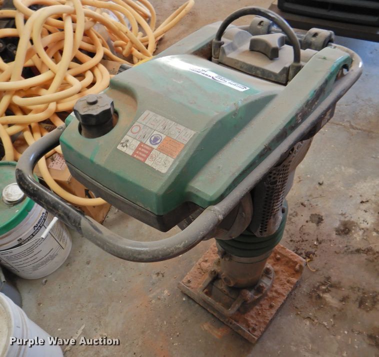 image for item HO9956 Wacker Neuson BS700 plate compactor