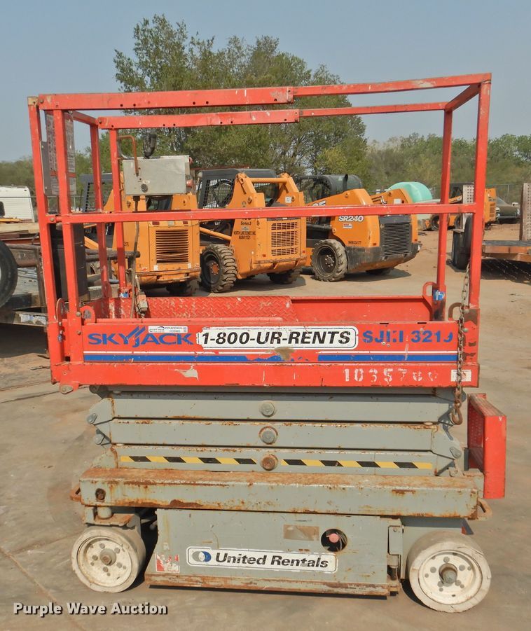 image for item HO9985 2008 Skyjack SJIII 3219  scissor lift