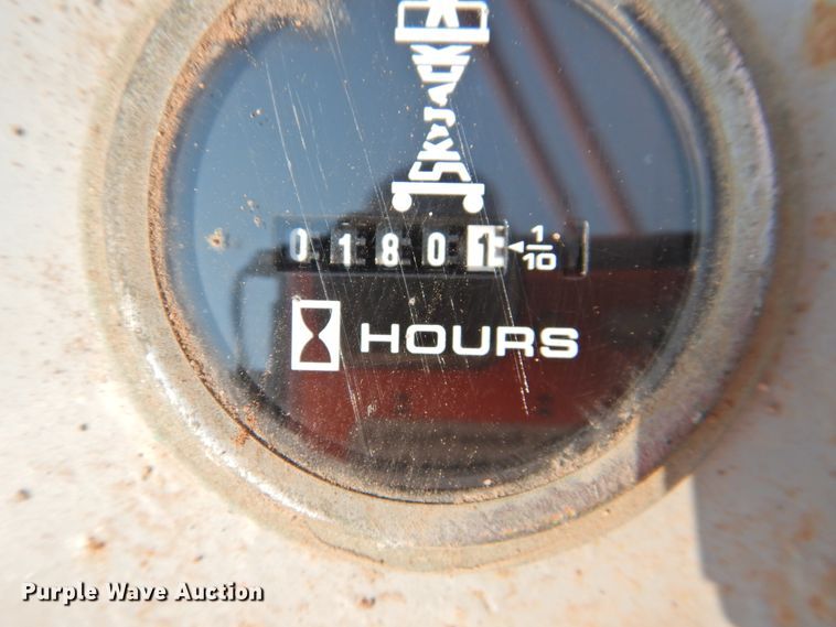 image for item HO9985 2008 Skyjack SJIII 3219  scissor lift