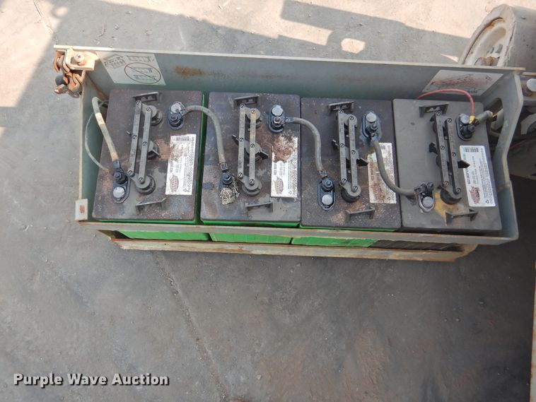 image for item HO9985 2008 Skyjack SJIII 3219  scissor lift