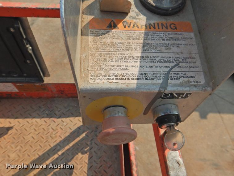 image for item HO9986 2007 Skyjack SJIII 3226  scissor lift