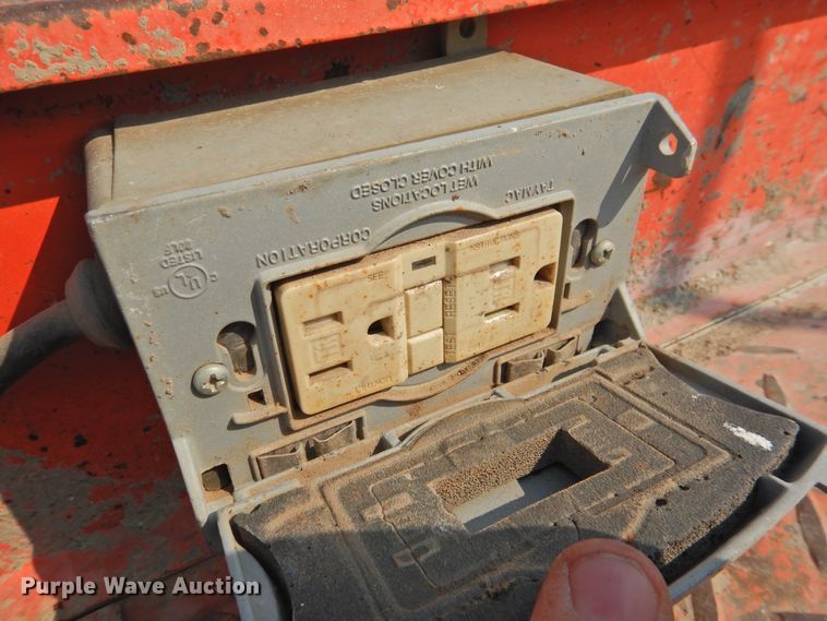 image for item HO9986 2007 Skyjack SJIII 3226  scissor lift