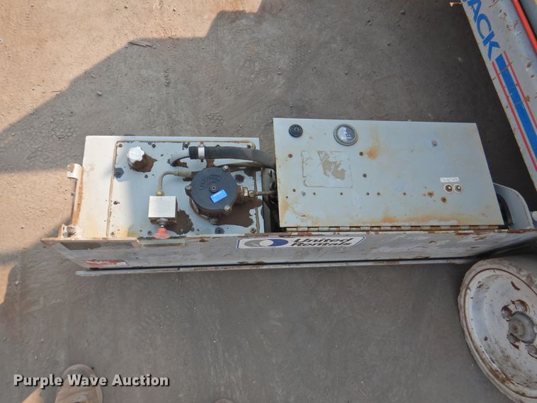 image for item HO9986 2007 Skyjack SJIII 3226  scissor lift