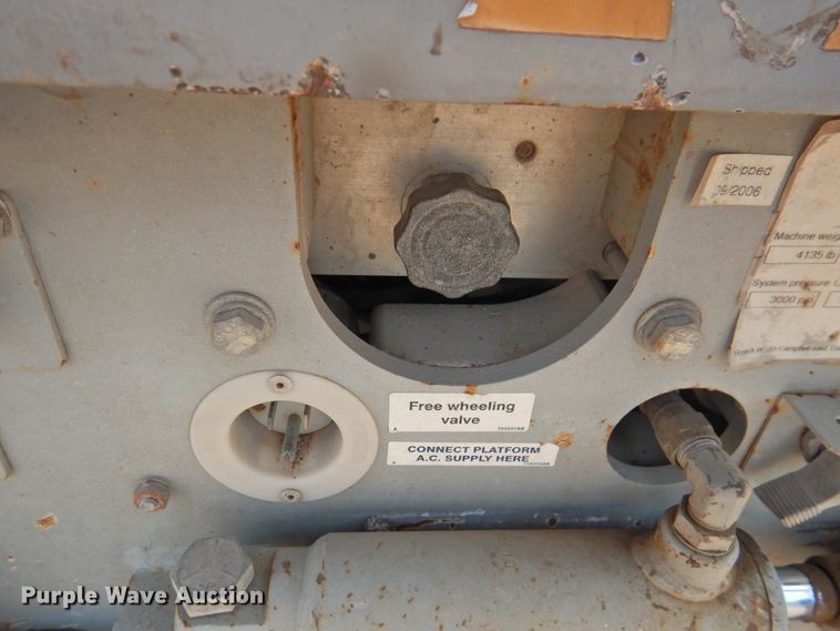 image for item HO9986 2007 Skyjack SJIII 3226  scissor lift