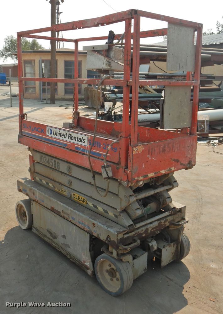 image for item HO9987 2008 Skyjack SJIII 3219  scissor lift