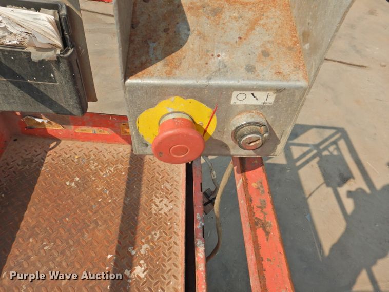 image for item HO9987 2008 Skyjack SJIII 3219  scissor lift