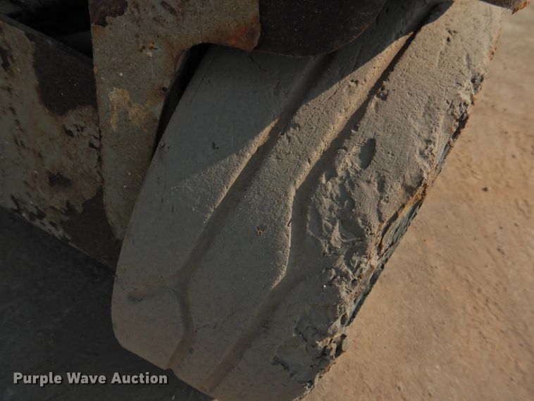 image for item HO9987 2008 Skyjack SJIII 3219  scissor lift