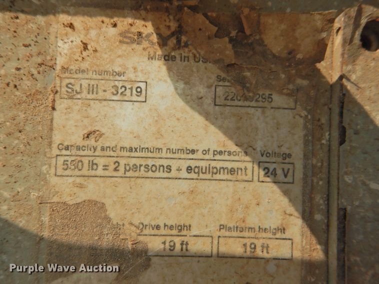 image for item HO9987 2008 Skyjack SJIII 3219  scissor lift