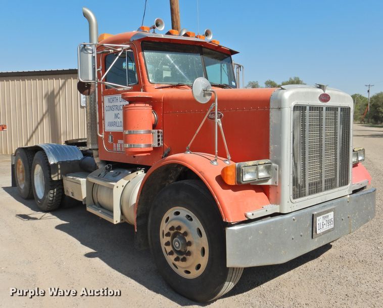 image for item HU9500 1992 Peterbilt 379  semi truck