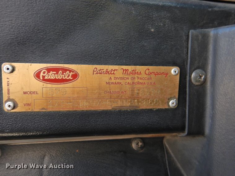 image for item HU9500 1992 Peterbilt 379  semi truck