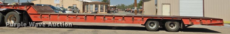 image for item HU9501 1990 Trail King drop deck equipment trailer