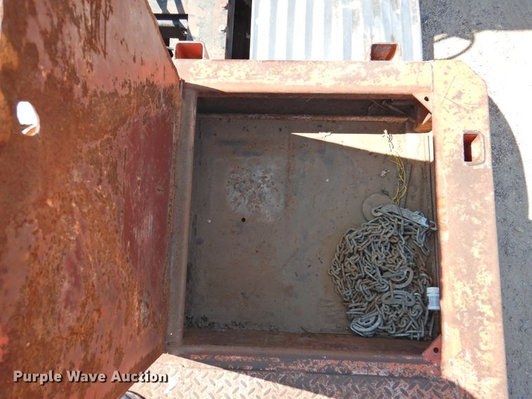 image for item HU9501 1990 Trail King drop deck equipment trailer