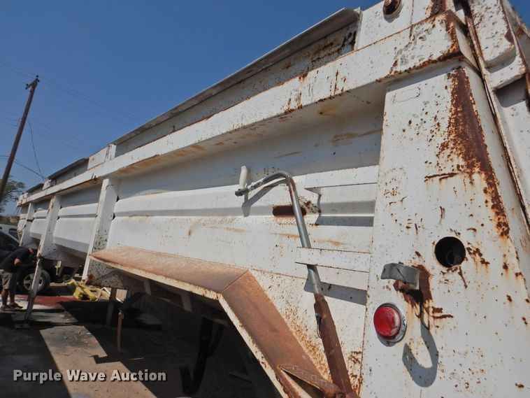 image for item HU9502 1999 Lufkin ULDI1-38 end dump trailer