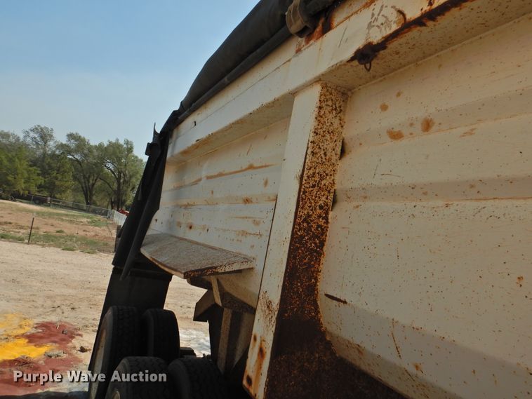 image for item HU9502 1999 Lufkin ULDI1-38 end dump trailer