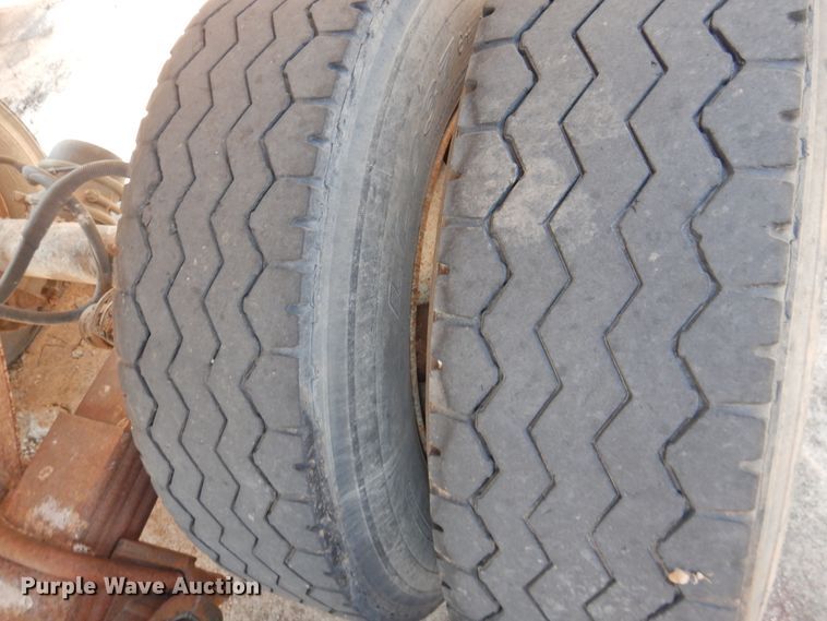 image for item HU9502 1999 Lufkin ULDI1-38 end dump trailer