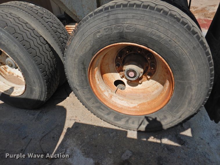 image for item HU9502 1999 Lufkin ULDI1-38 end dump trailer