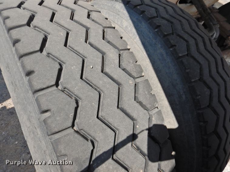 image for item HU9502 1999 Lufkin ULDI1-38 end dump trailer