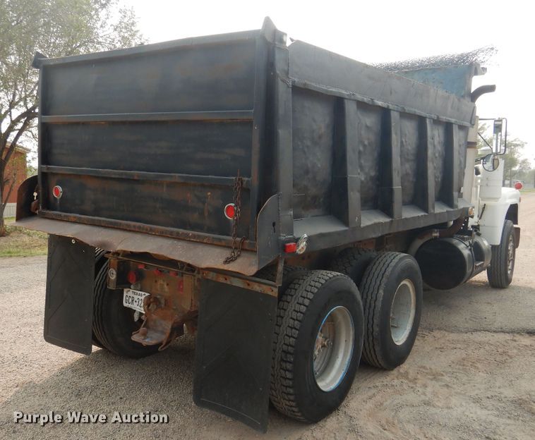 image for item HU9503 1978 Mack  dump truck