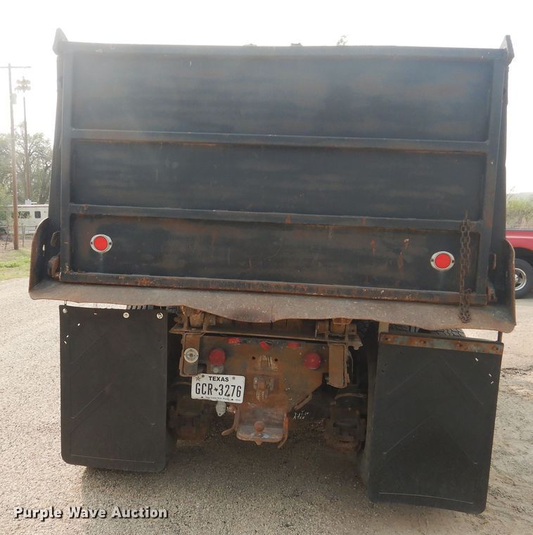 image for item HU9503 1978 Mack  dump truck