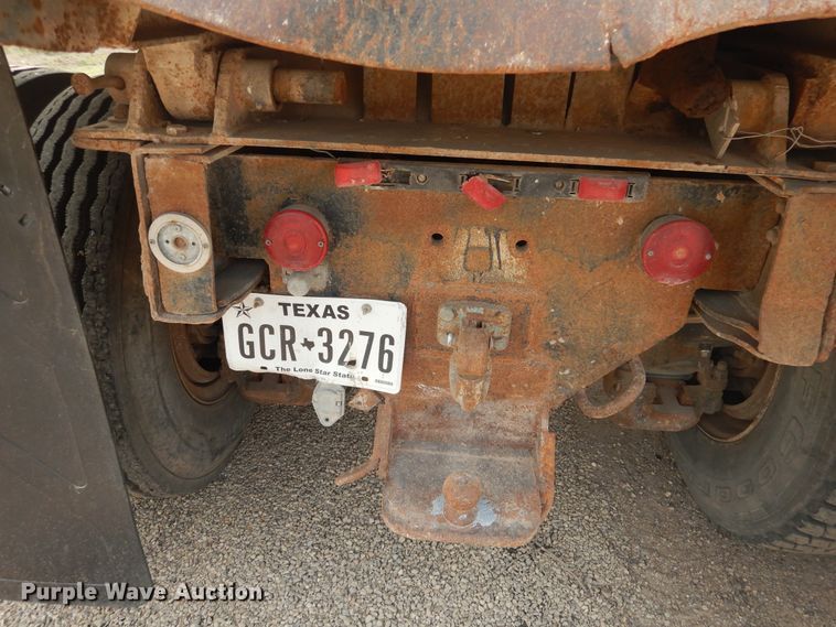 image for item HU9503 1978 Mack  dump truck