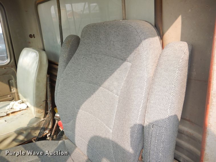 image for item HU9503 1978 Mack  dump truck