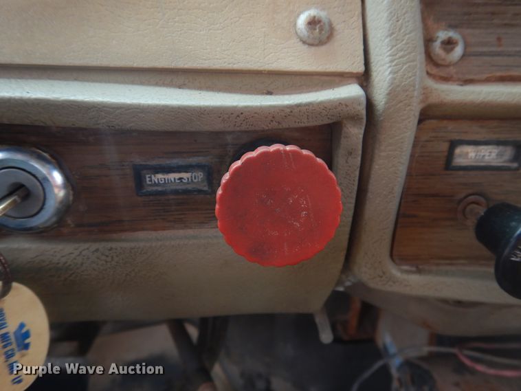 image for item HU9503 1978 Mack  dump truck