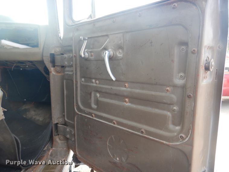 image for item HU9503 1978 Mack  dump truck