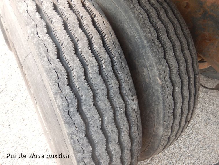 image for item HU9503 1978 Mack  dump truck