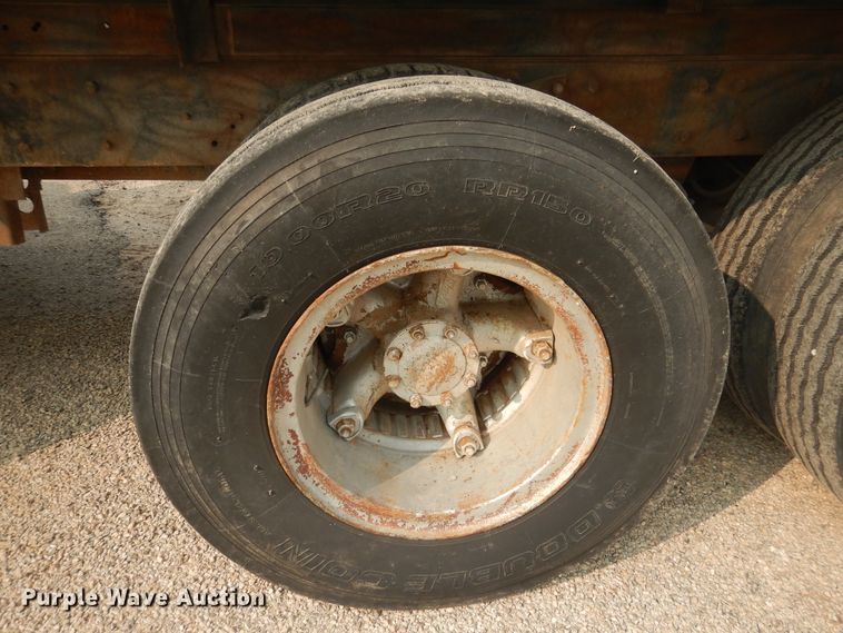 image for item HU9503 1978 Mack  dump truck