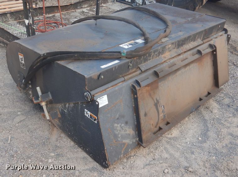 image for item HU9504 2008 Sweepster 20072M-0022 skid steer sweeper