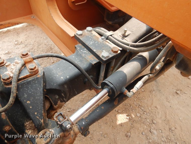 image for item HU9506 Lull Highlander 1044C-54  telehandler