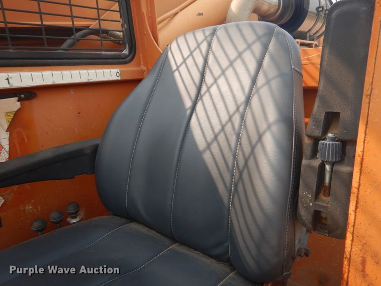 image for item HU9506 Lull Highlander 1044C-54  telehandler