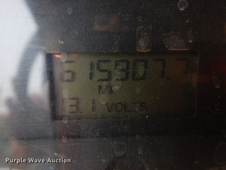 image for item HU9507 2005 Freightliner Columbia  dump truck