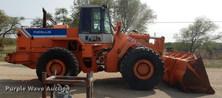 image for item HU9508 1996 Fiat-Allis FR220.2  wheel loader