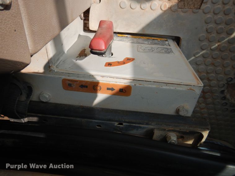 image for item HU9508 1996 Fiat-Allis FR220.2  wheel loader