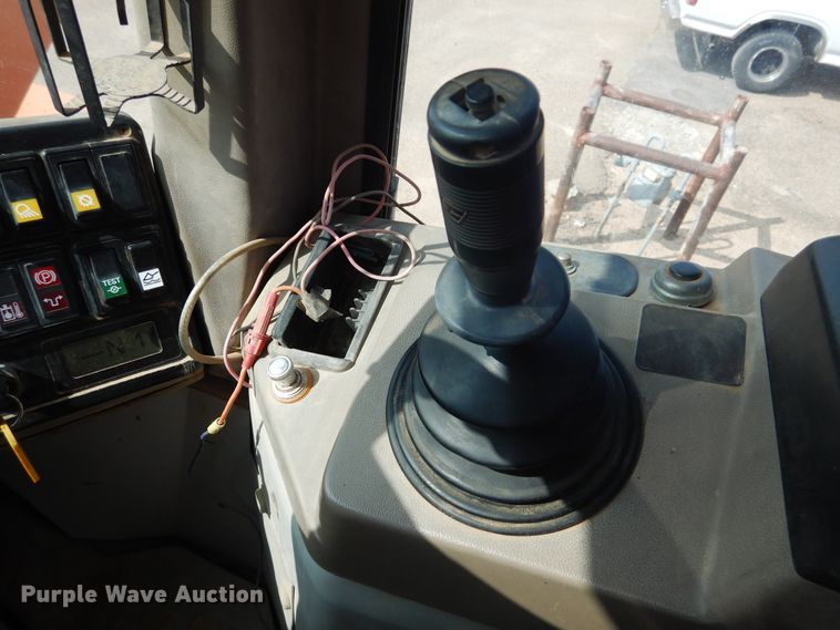 image for item HU9508 1996 Fiat-Allis FR220.2  wheel loader