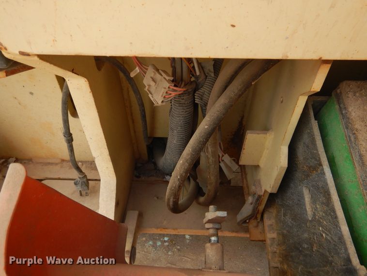 image for item HU9509 2005 JLG 2630ES  scissor lift